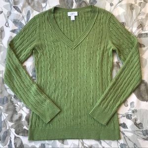 🌿LOFT Cable-Knit V-Neck Sweater